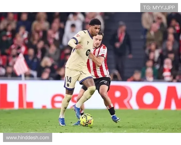 巴萨中场失控致节奏紊乱,防守断档问题比预期更严峻 巴萨中场失控致节奏紊乱,防守断档问题比预期更严峻