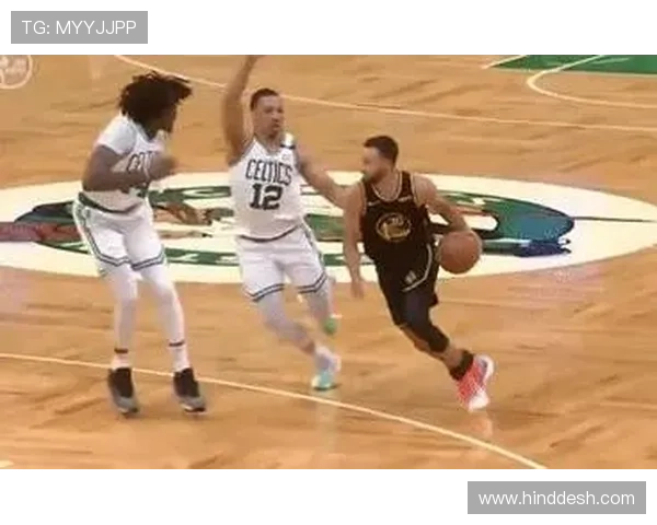 伯德无球撕扯防线提升效率，库里挡拆拉开空间