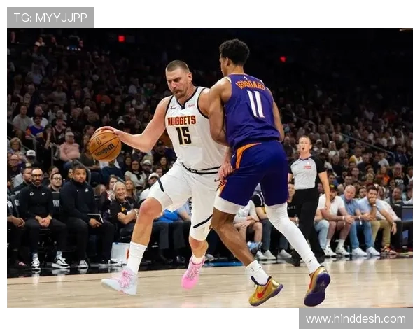 米切尔·罗宾逊挡拆封盖迫使约基奇外投